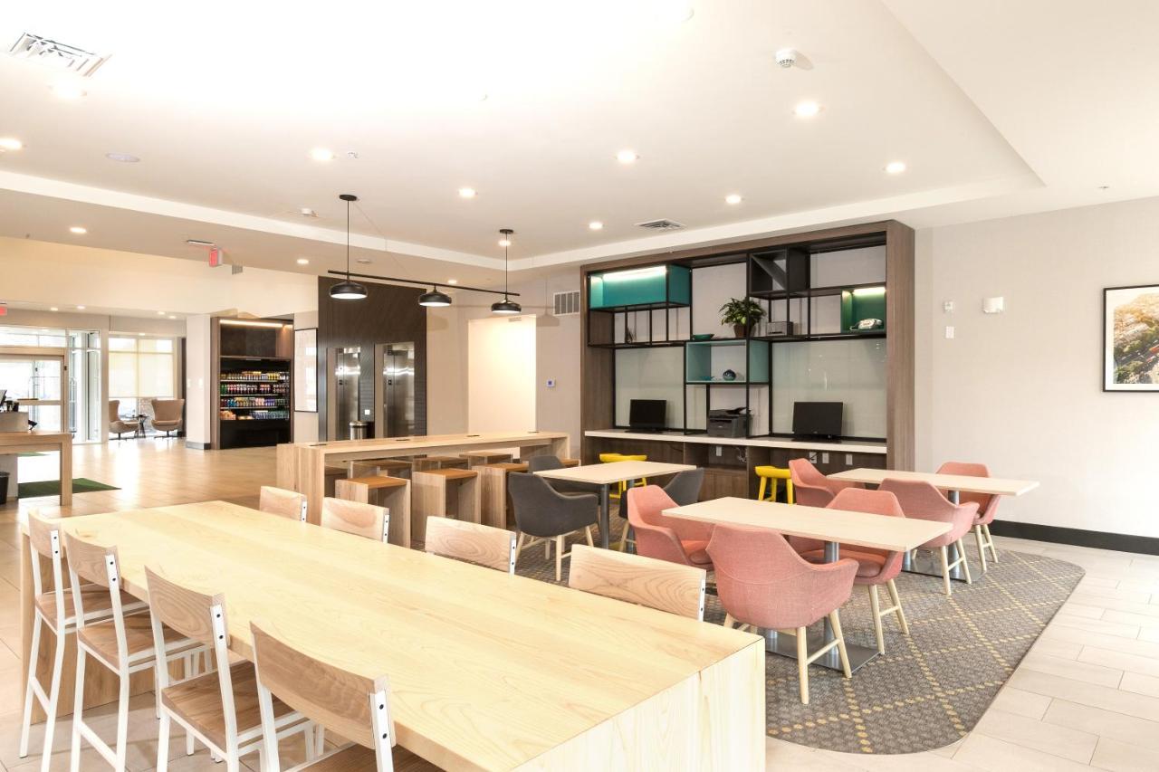 Holiday Inn & Suites Detroit - Troy By Ihg Экстерьер фото