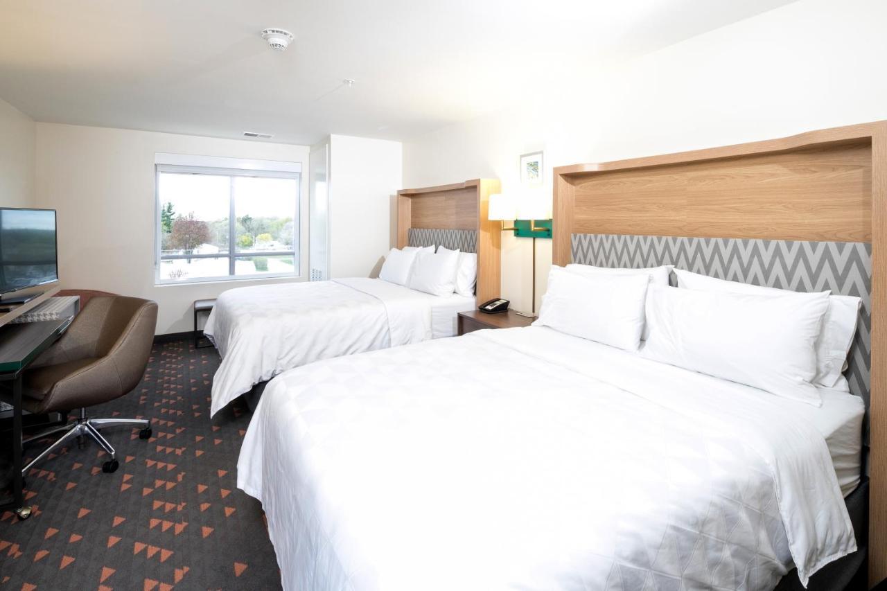 Holiday Inn & Suites Detroit - Troy By Ihg Экстерьер фото