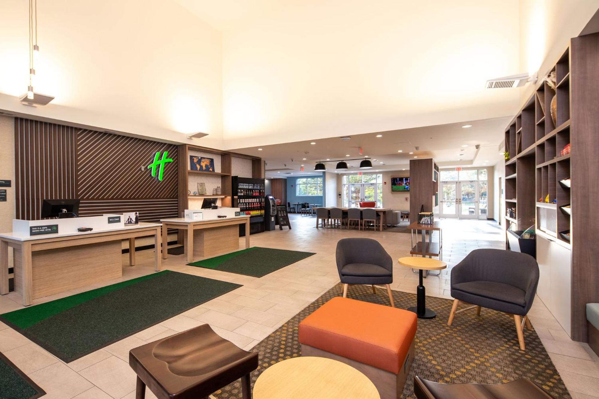 Holiday Inn & Suites Detroit - Troy By Ihg Экстерьер фото