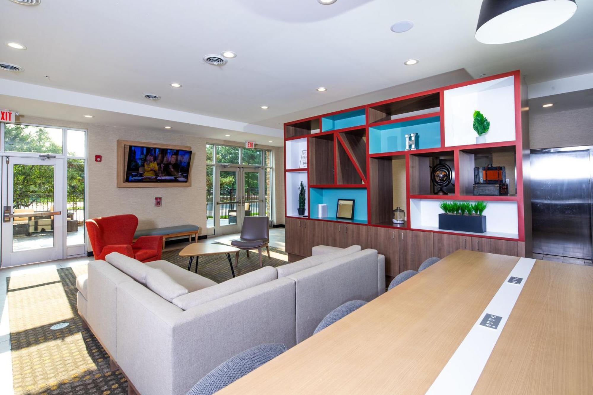Holiday Inn & Suites Detroit - Troy By Ihg Экстерьер фото