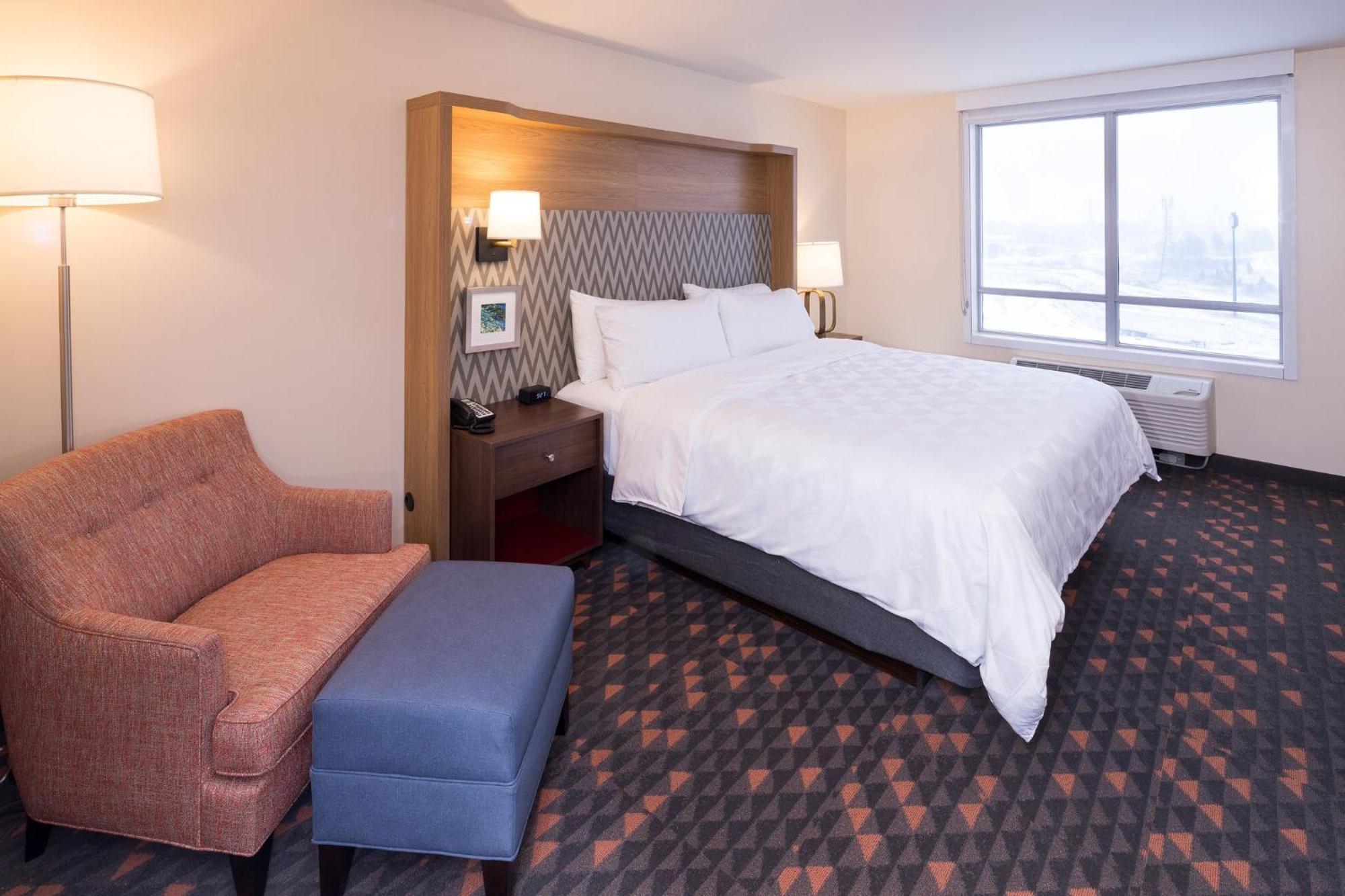 Holiday Inn & Suites Detroit - Troy By Ihg Экстерьер фото
